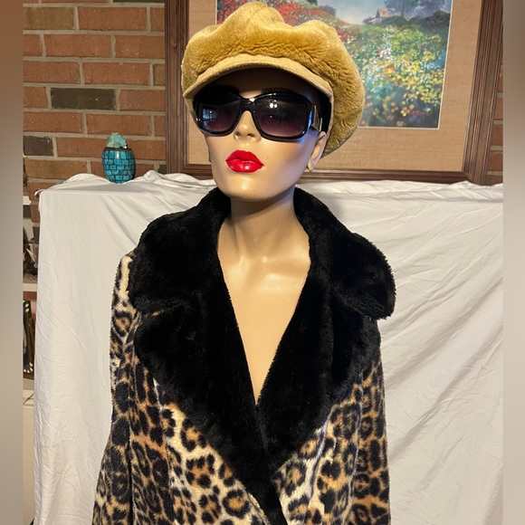 SOLD!  Sz L 60s vintage faux fur leopard print coat Style By Davis of Boston - Picture 11 of 13